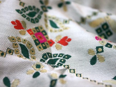 White and Green Handloom Katan Soft Silk Banarasi Saree Fashion