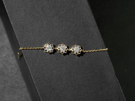 Diamond Petal Design Bracelet Fashion